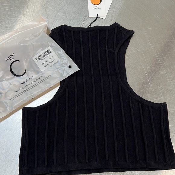 ✨NWT✨🌊 Tropic of C ☀️ arc racer back swim black tank top size large - Picture 11 of 11